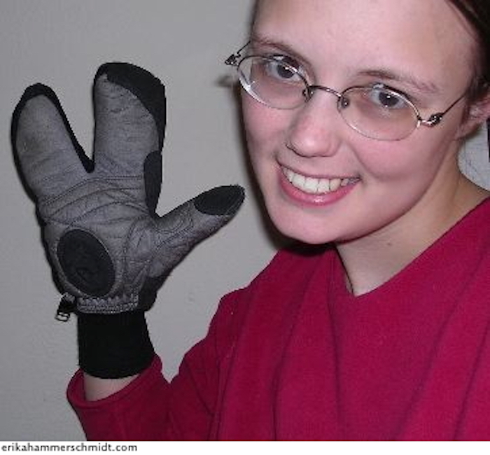 Vulcan hand sign