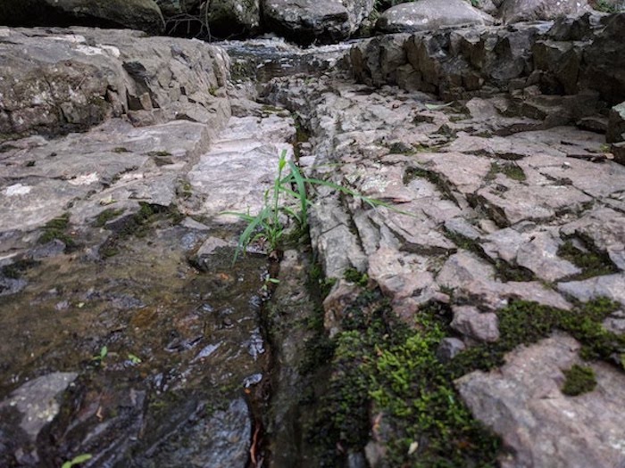 Ringing Rocks